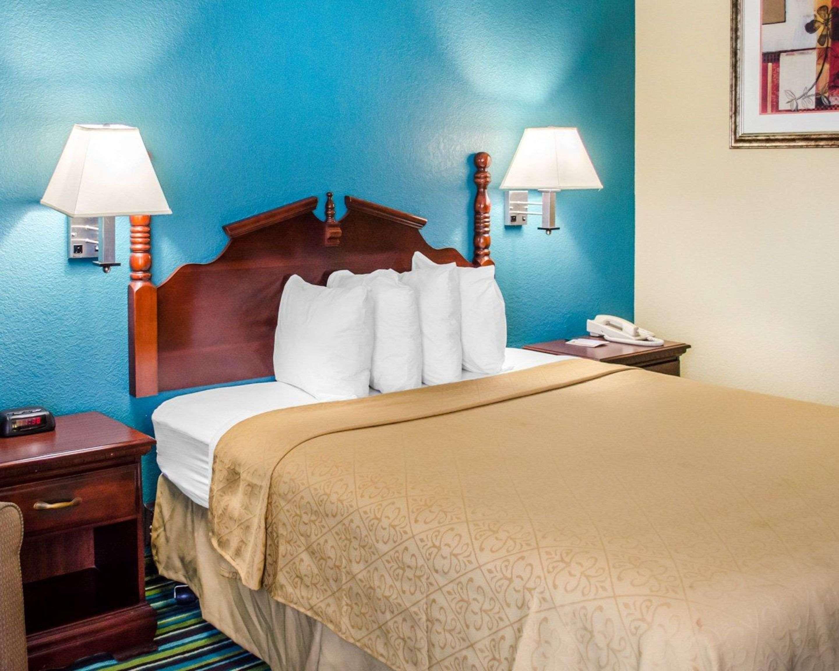 Quality Inn & Suites Medina - Akron West Extérieur photo
