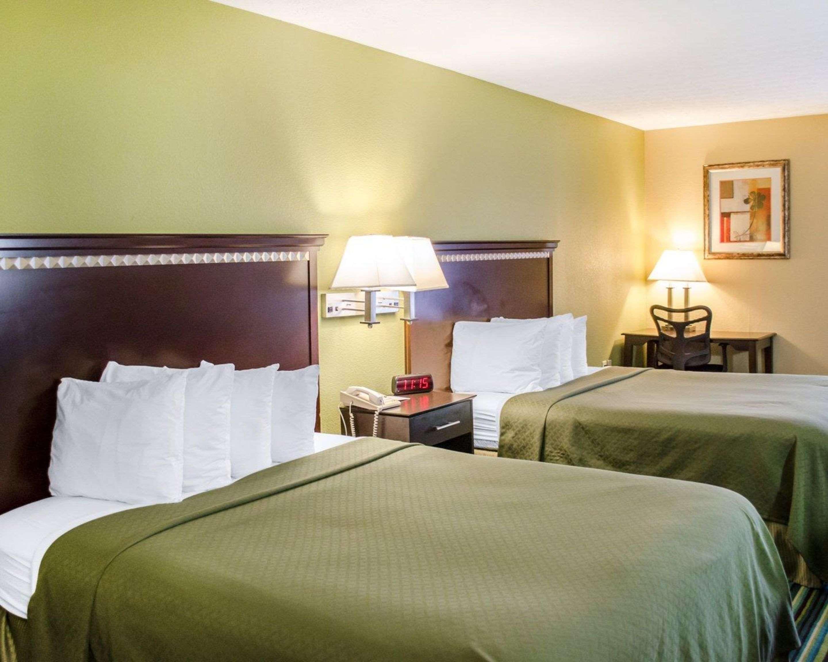 Quality Inn & Suites Medina - Akron West Extérieur photo
