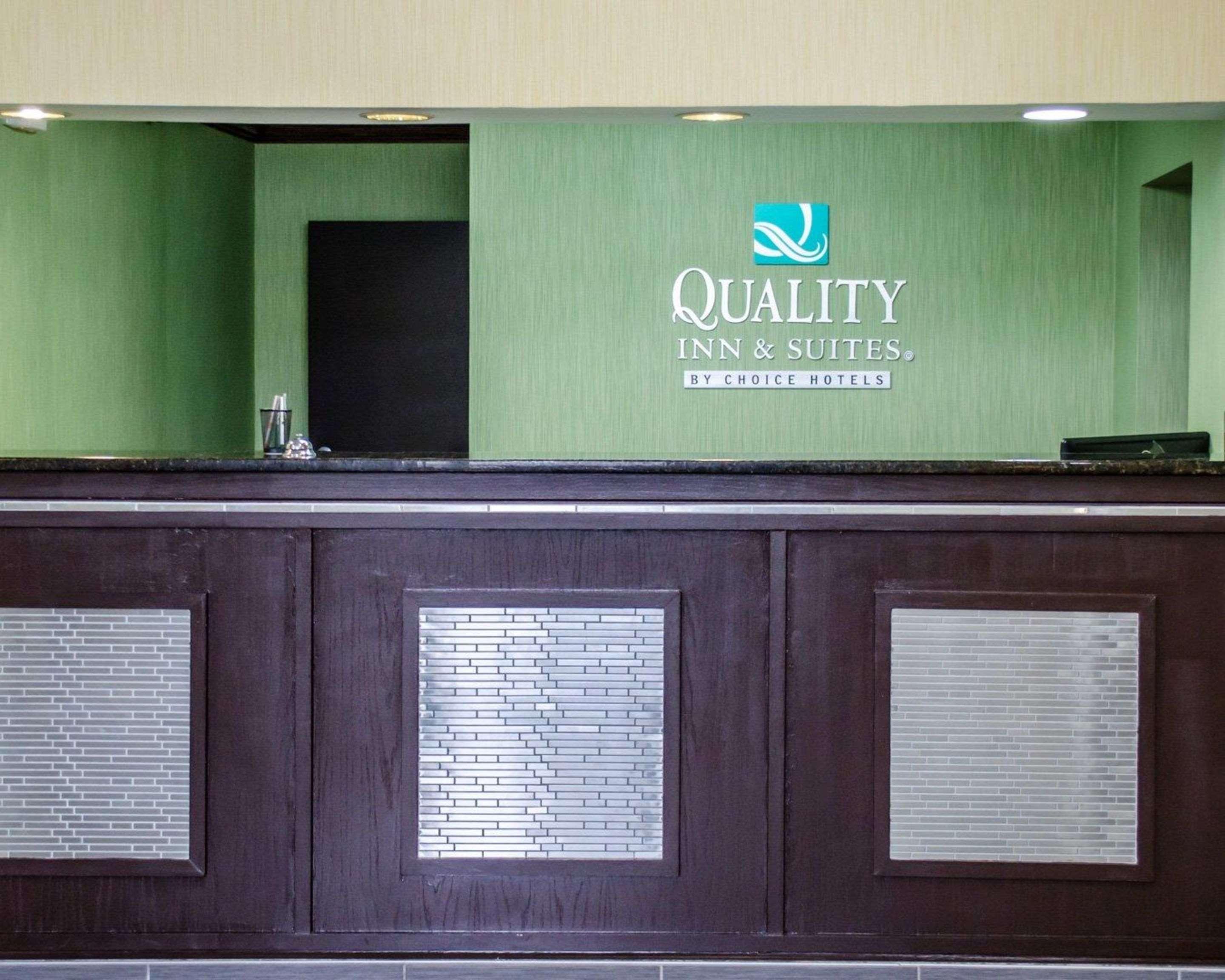 Quality Inn & Suites Medina - Akron West Extérieur photo