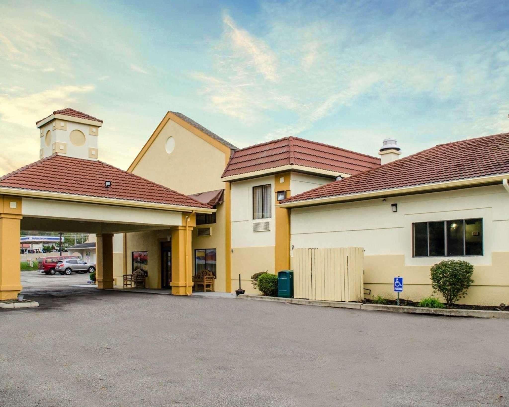 Quality Inn & Suites Medina - Akron West Extérieur photo