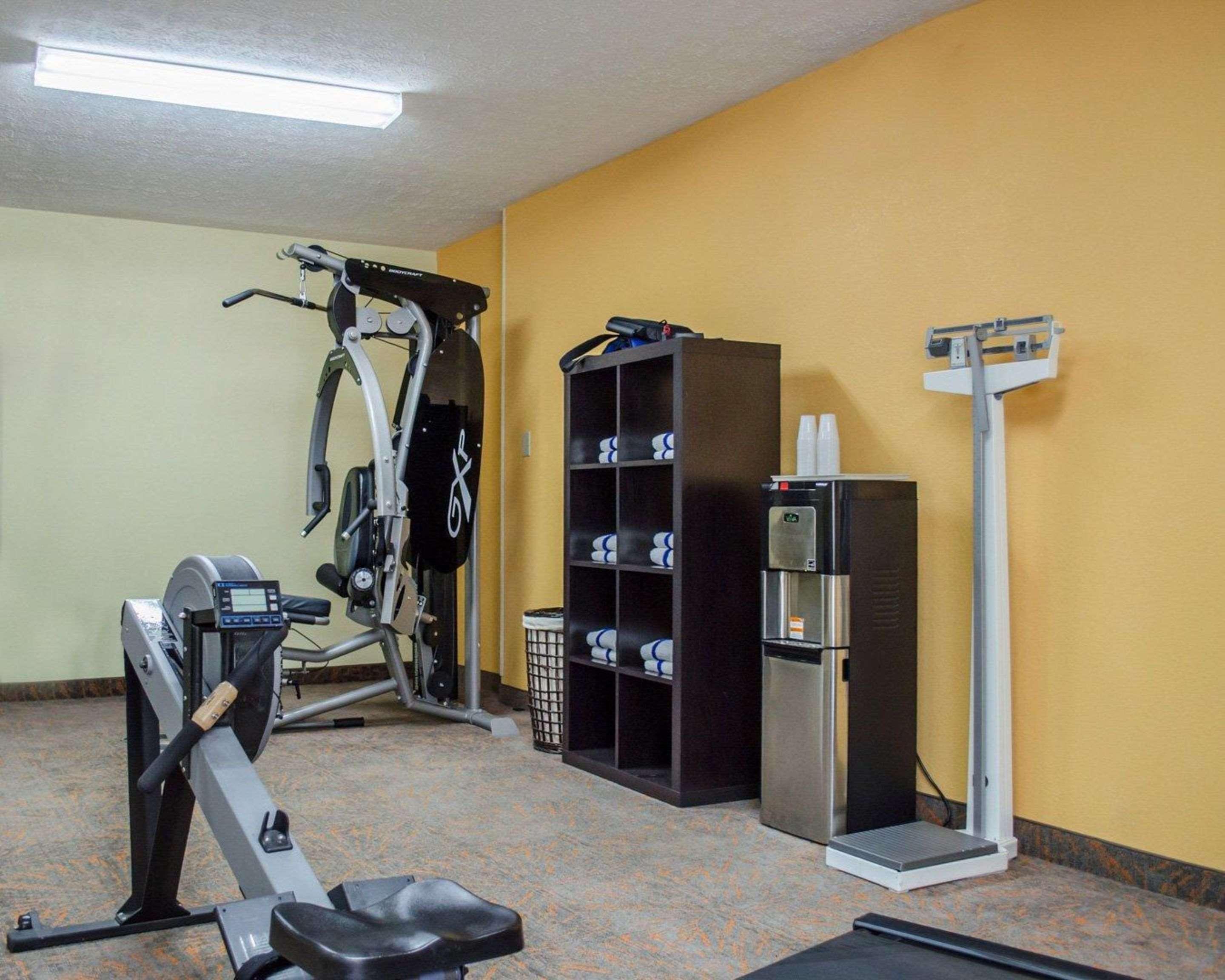 Quality Inn & Suites Medina - Akron West Extérieur photo